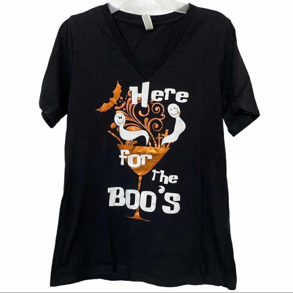 ❤️ Black Halloween Graphic V neck T Shirt Size M ❤️